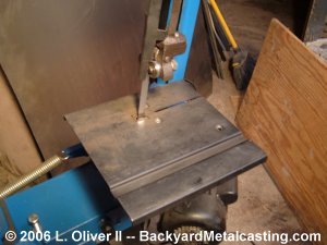 The bandsaw work table