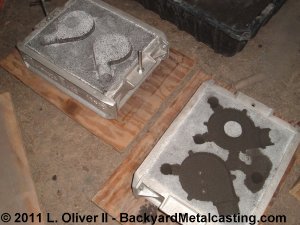 An earier blower mold